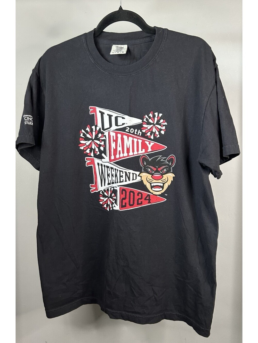 University Of Cincinnati Bearcats Family Weekend T-Shirt Men’s Size Large